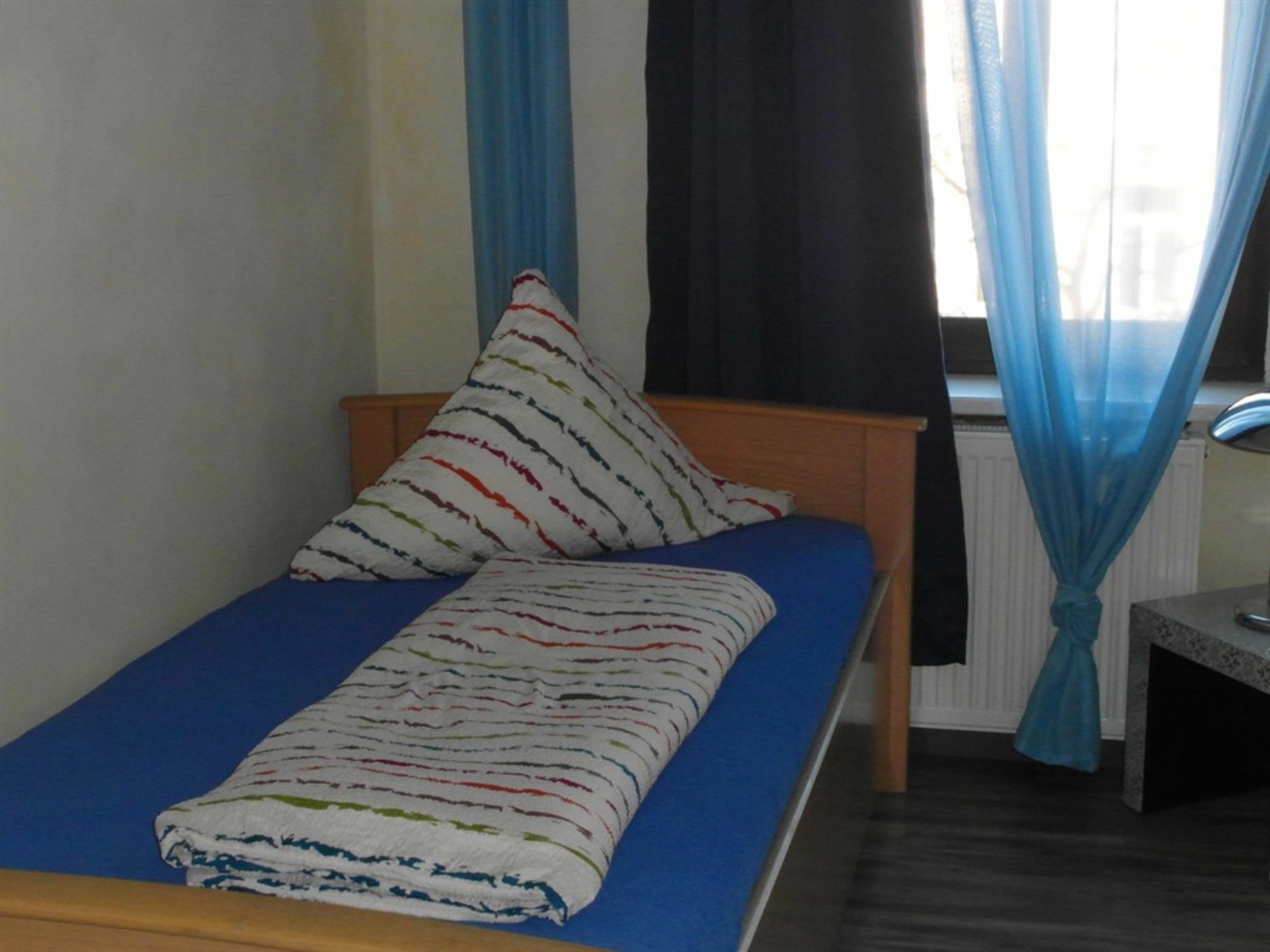 Homeplanet Hostel Leipzig Bagian luar foto